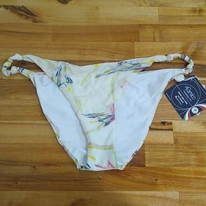 New! Floral Hamptons Lychee Swimwear Bikini Bottoms Size Large
